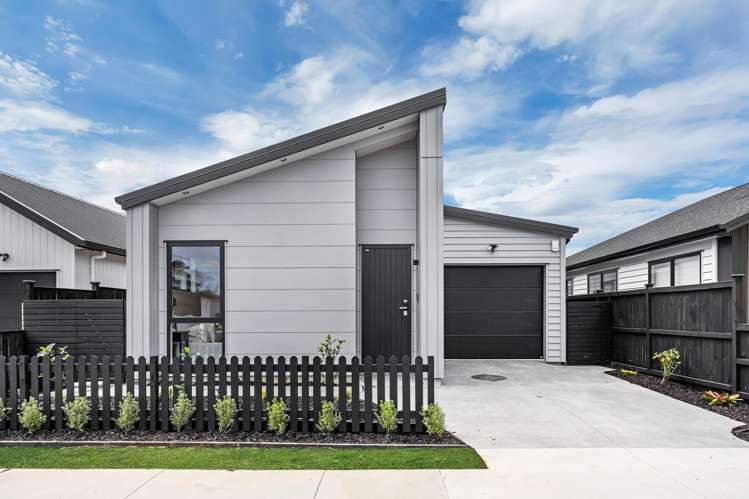 14 Tipu Crescent Milldale_18