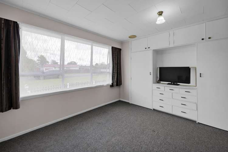 136 Hamlet Street Stratford_16