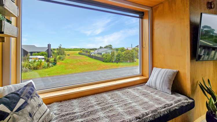 11 The Strand Okarito_10