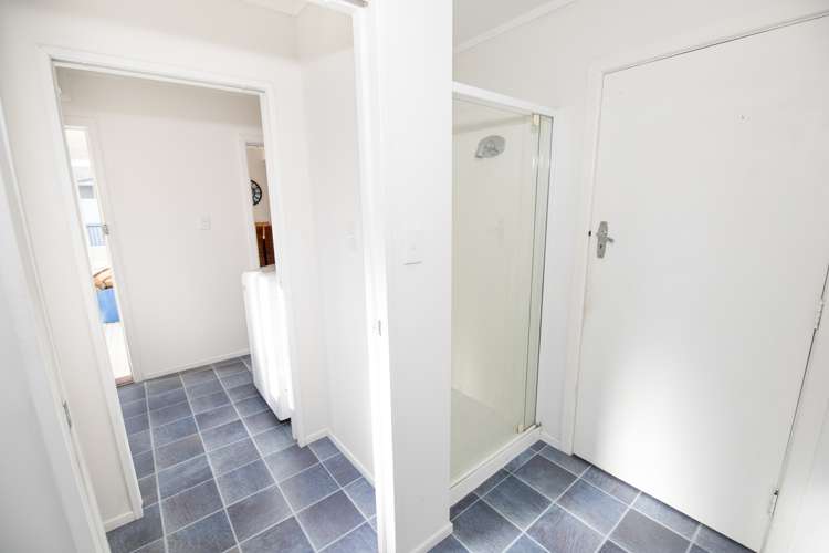 21 Harpham Street Taradale_16