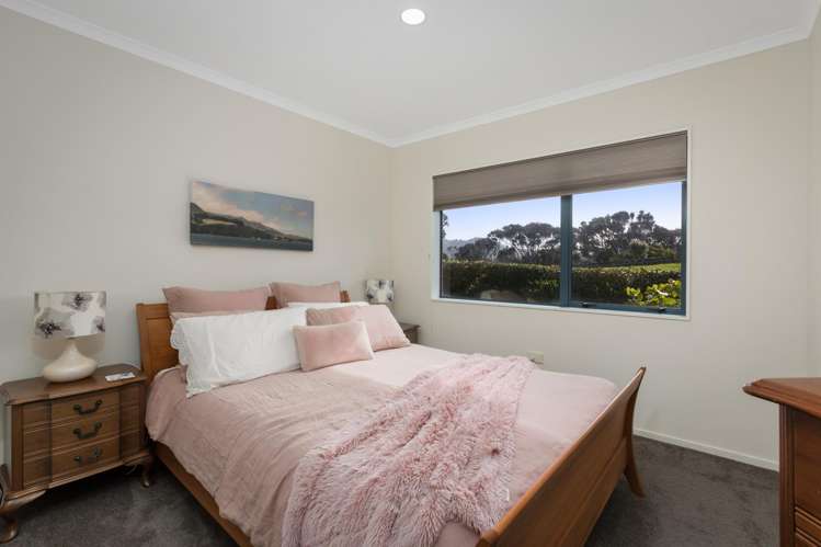 98 Koutunui Road Athenree_12