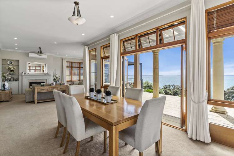 15 Omana Esplanade Maraetai_12