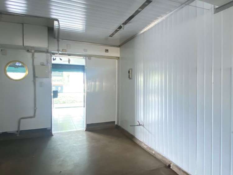 Shop 1/5 Memorial Avenue Ilam_12