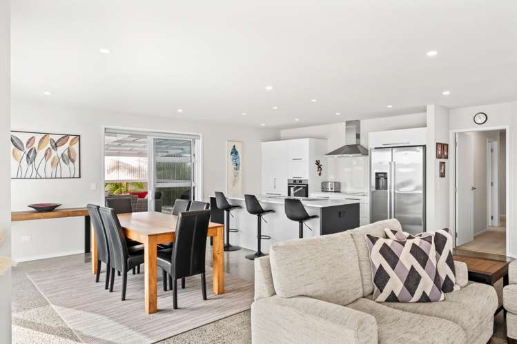 12 Waitemata Drive One Tree Point_13