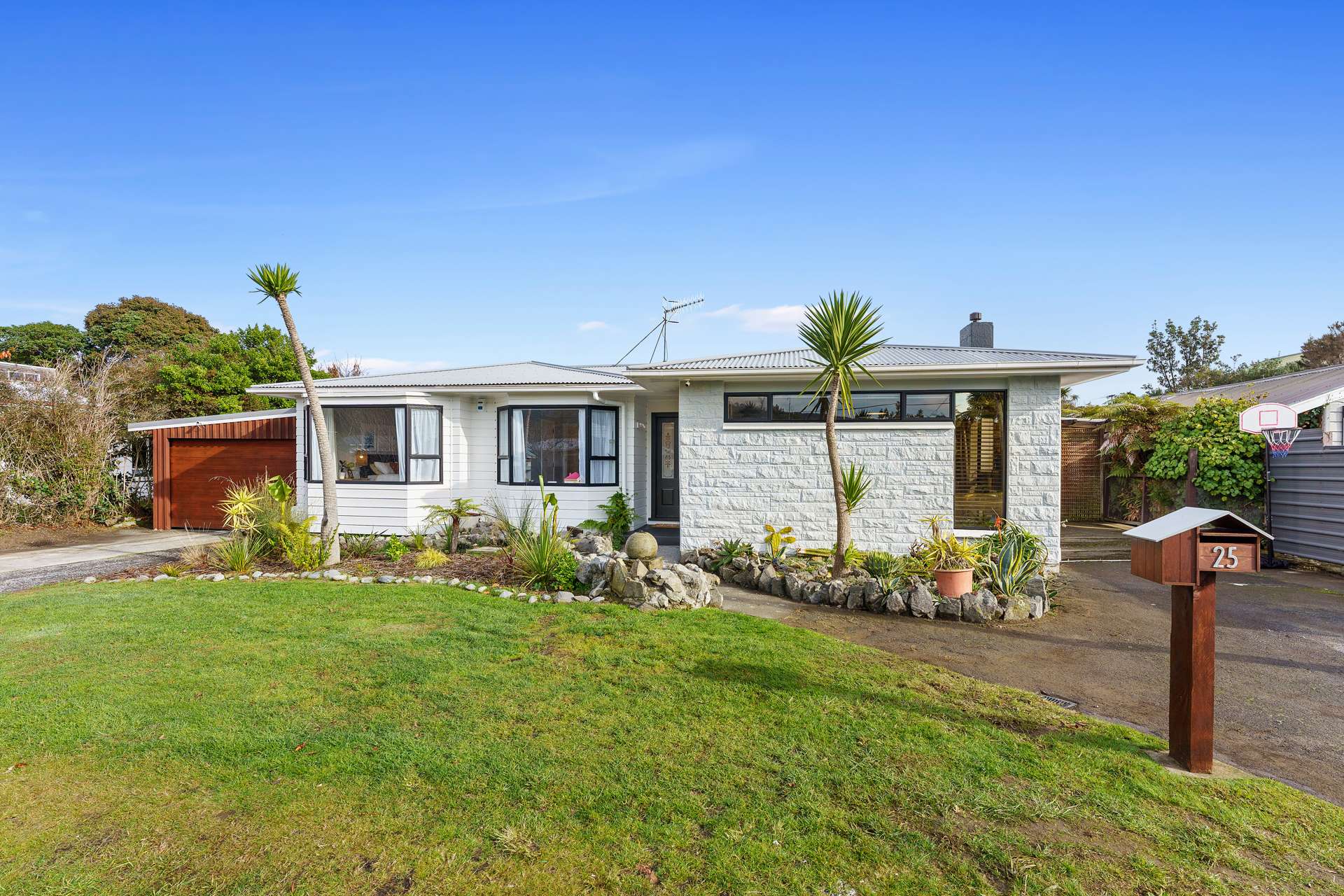 25 Hillcrest Road Raumati South_0