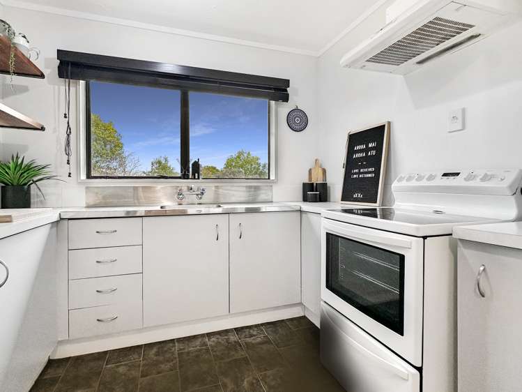 12 Tulsa Grove Totara Park_6