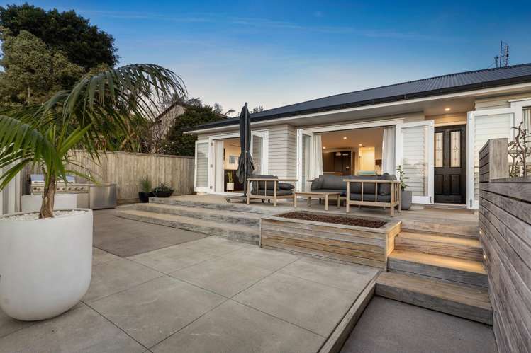 1/11 Ridgemount Rise Mangere Bridge_3