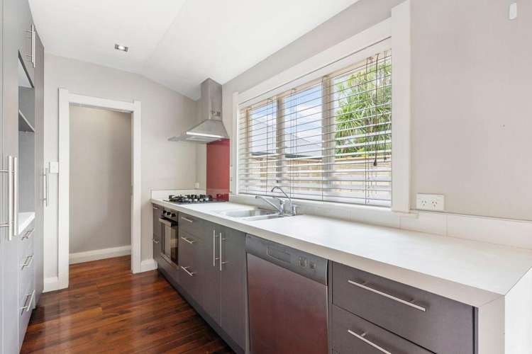  3 Moray Place Point Chevalier_2