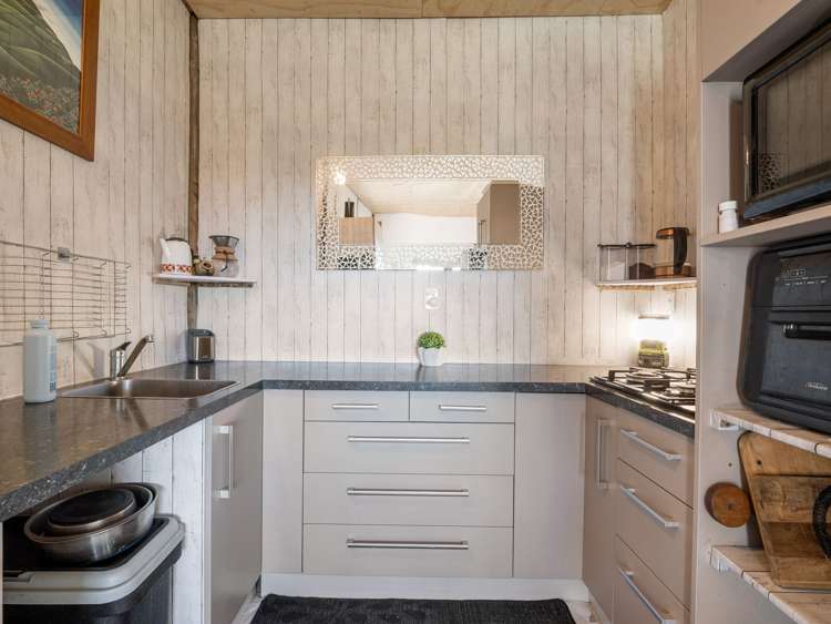 743 Bay Road Oxford_10