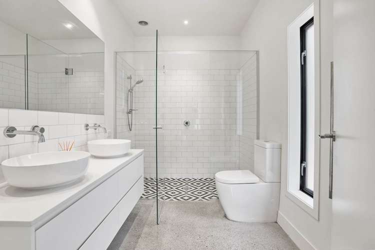 242 Seagrove Road Waiau Pa_12