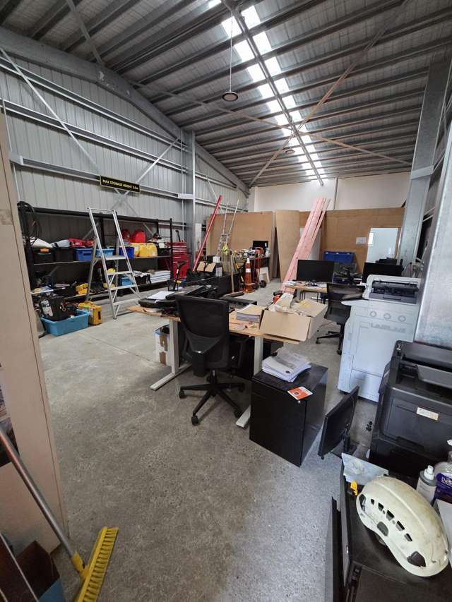 1/6 Sunley Street Westown_3