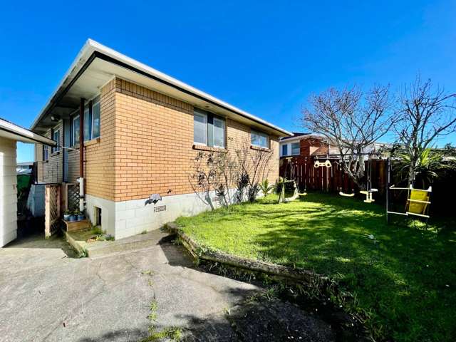 Family life and school zones in Pakuranga Heights