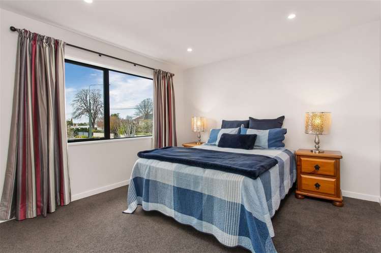 447 Ilam Road Bryndwr_11