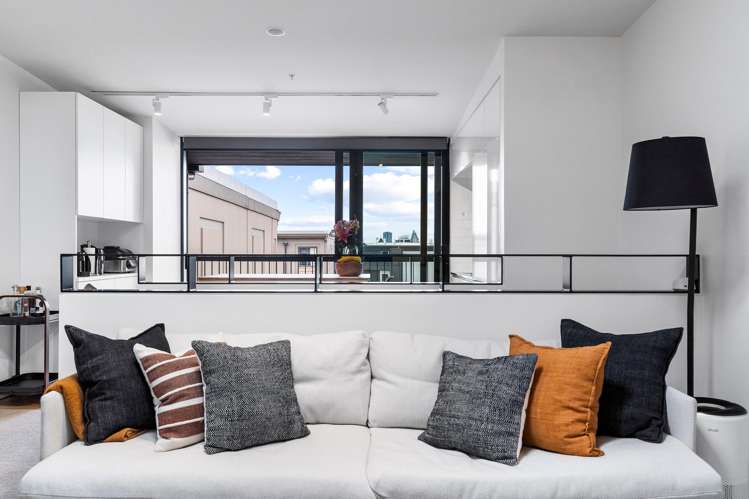 222/38 Khyber Pass Road_4