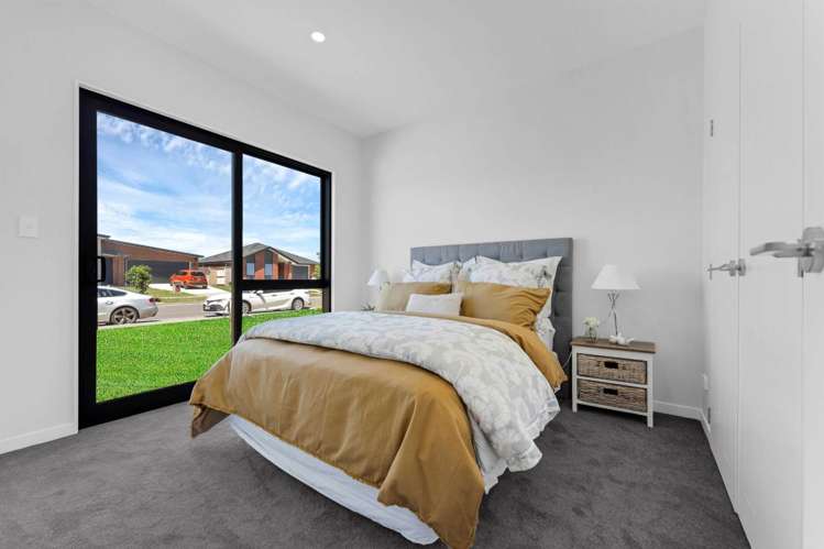 27 Korowhiti Road Clarks Beach_14