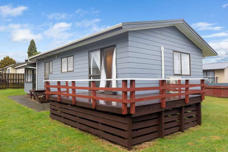 29 Sunrise Avenue Owhata_16