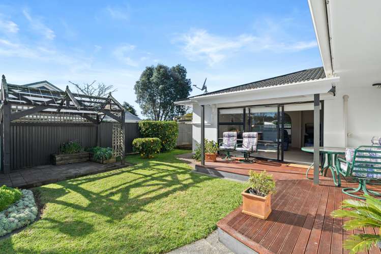 102 Wattle Farm Road Wattle Downs_11