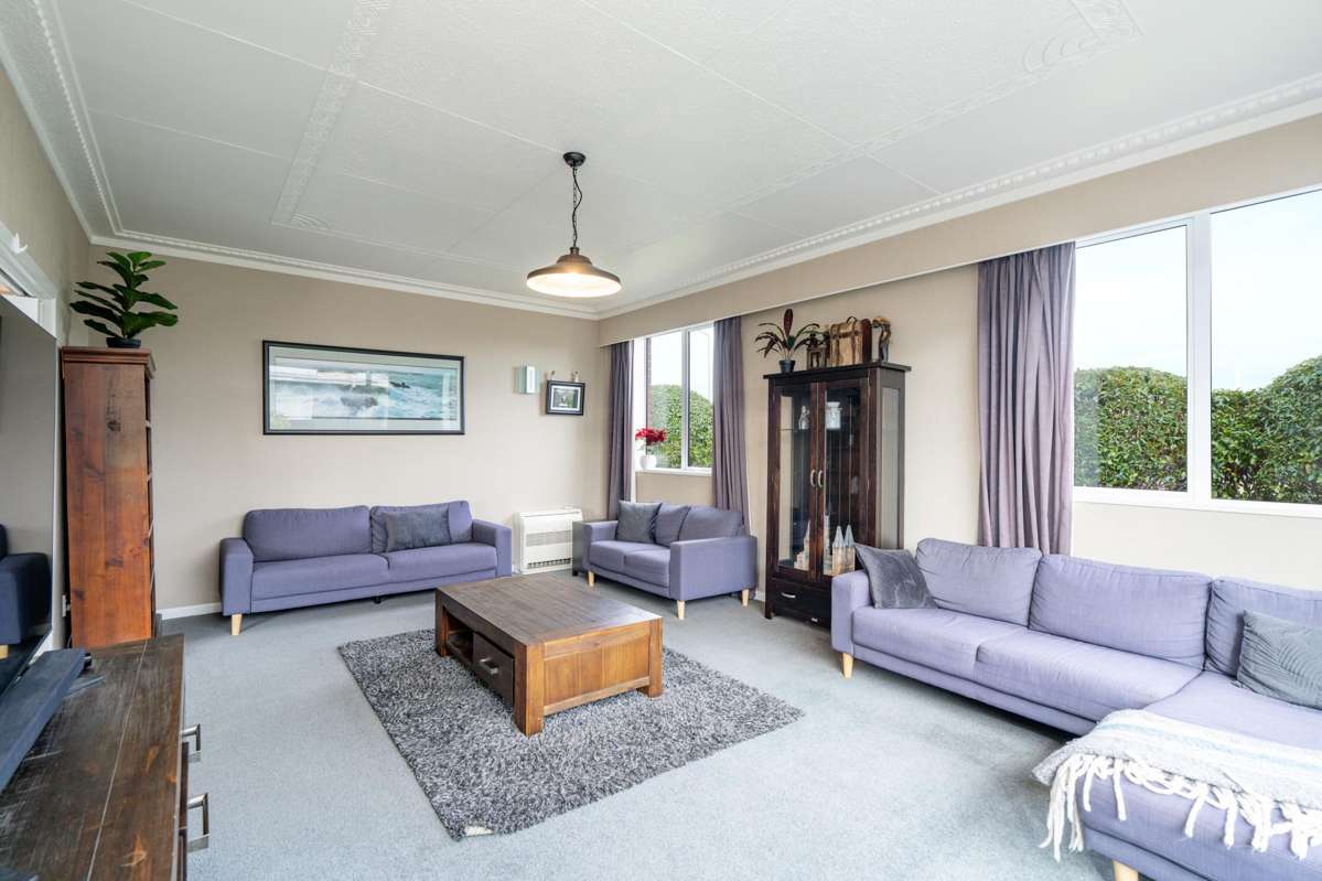 337 Racecourse Road_5