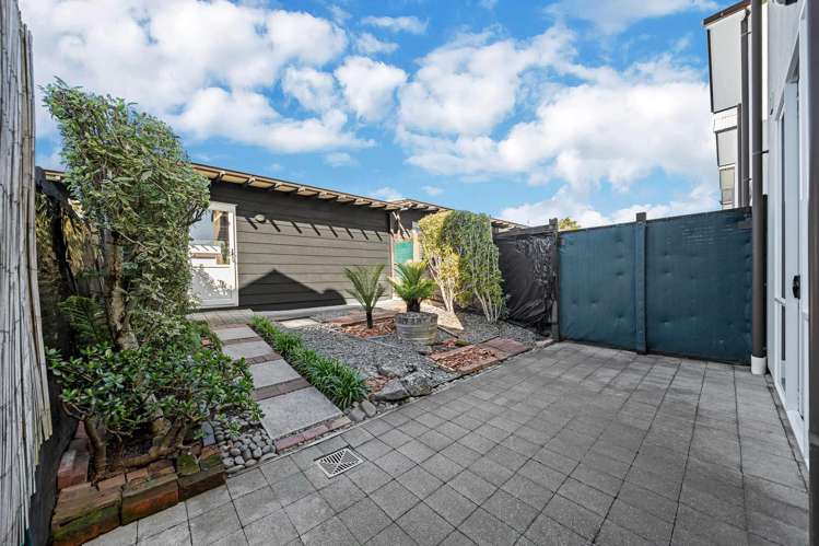 11 Kirikiri Lane East Tamaki_9