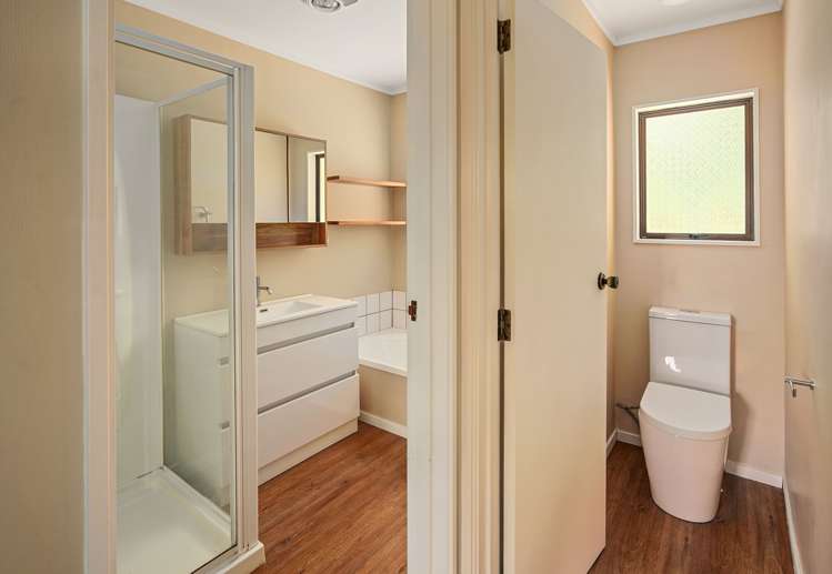 2/17a Brunner Street Nelson South_14