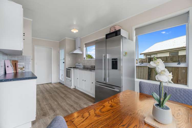 2/150 Cucksey Crescent Te Awamutu_5