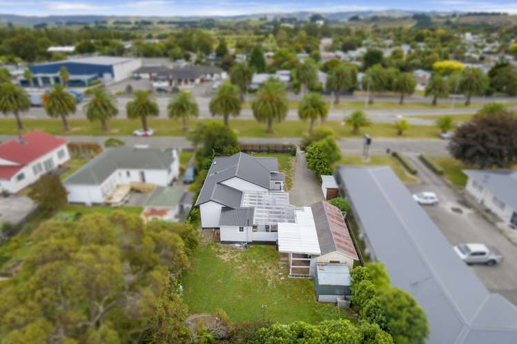 203 Main Street Pahiatua_18