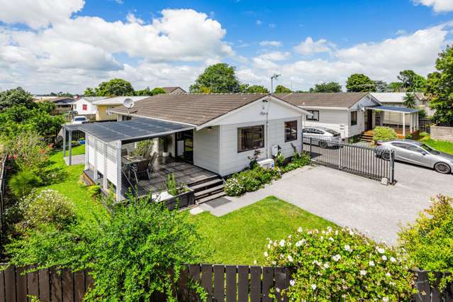 1/2 Burundi Avenue Clendon Park_2