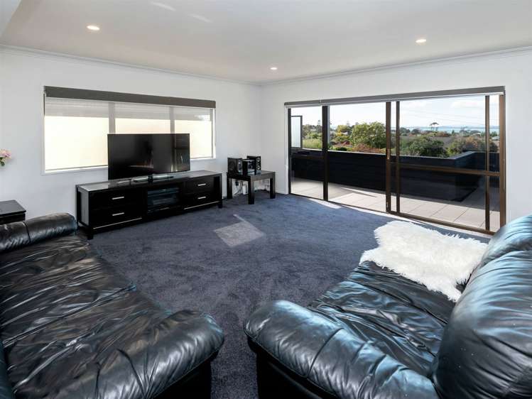 53a Uxbridge Road Mellons Bay_5