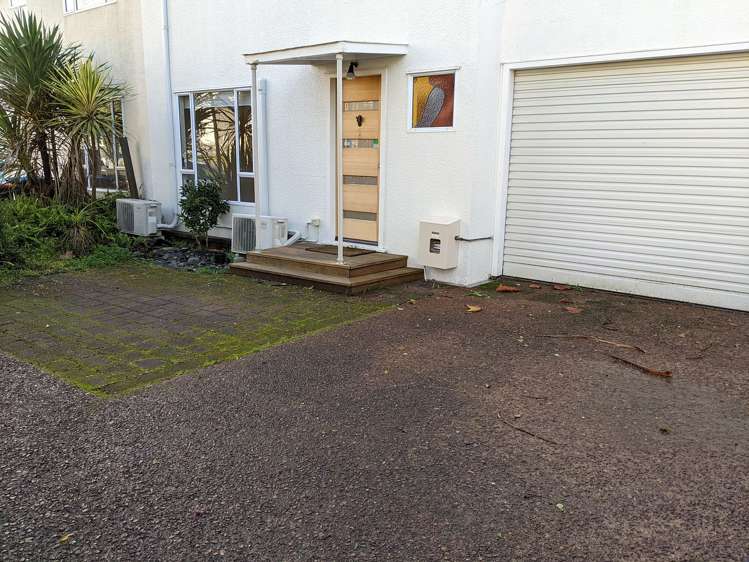 2/44 Kingsland Avenue_0