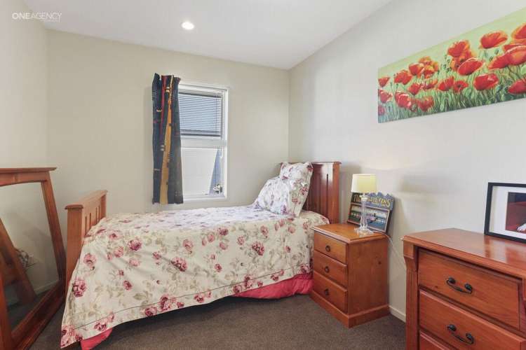 Flat 2/29 Ivory Street_3