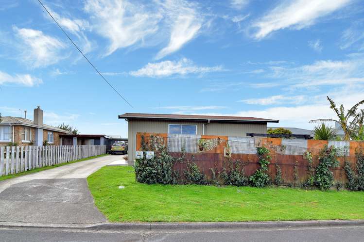 7 Wembury Grove Parkvale_1