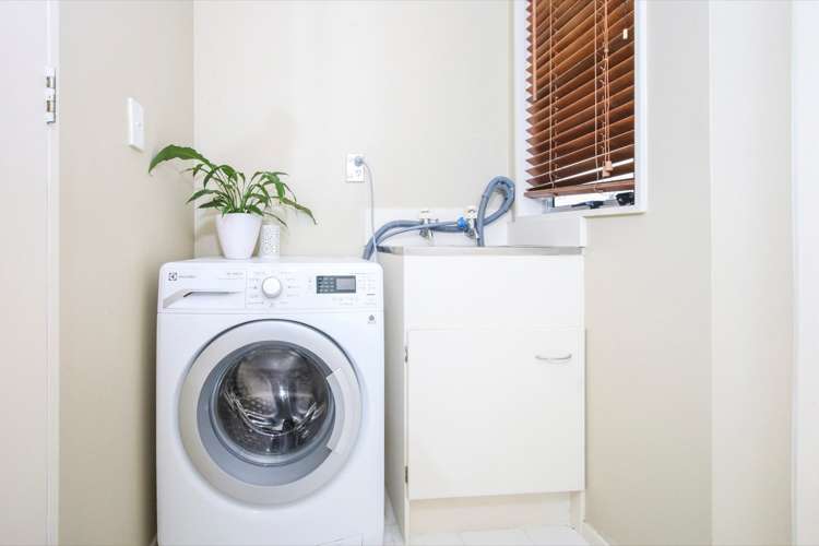 4/6 Lush Avenue Saint Johns_14