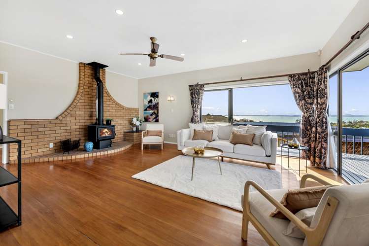 32 Haseler Crescent Mellons Bay_4