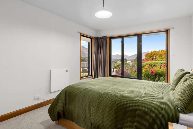 7 Sycamore Place Wanaka_17