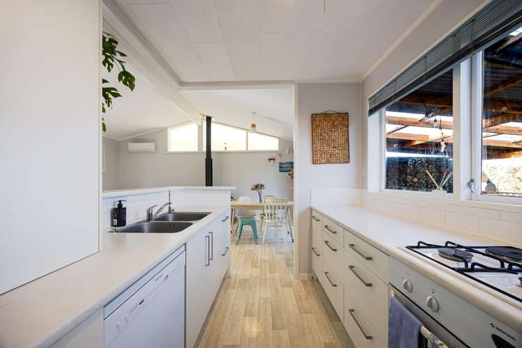 33 Brigitte View Snells Beach_7