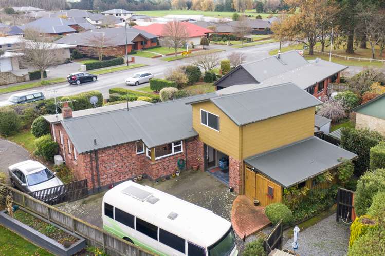 64 Farm Road_2