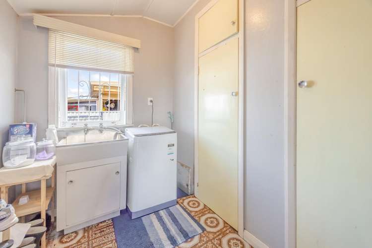 819 Ngaio Street Mahora_8