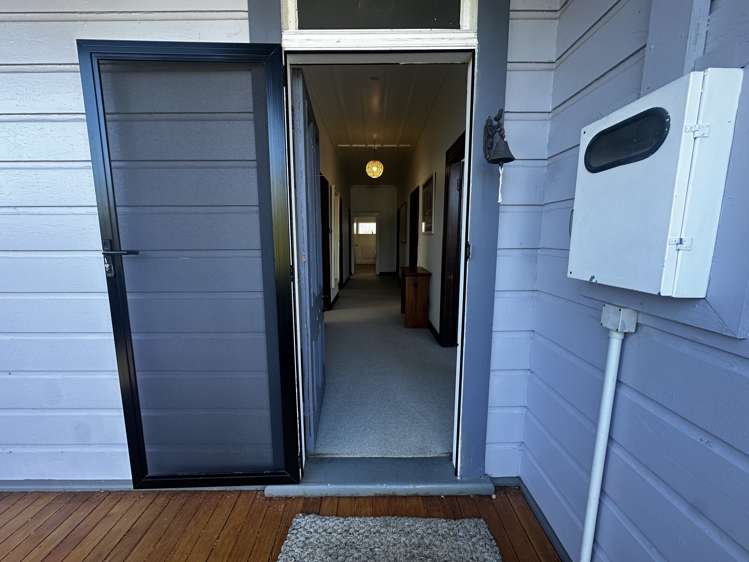 47 Railway Row Ohakune_23