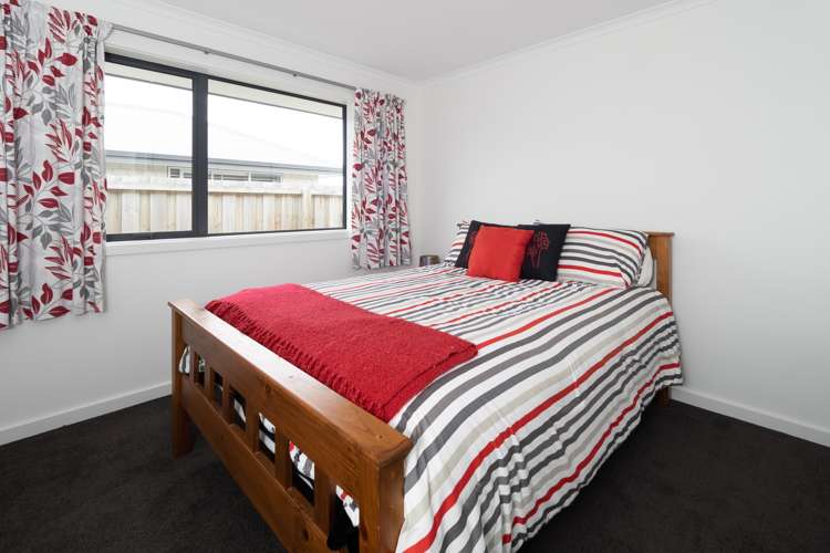 41 Redhaven Rise Netherby_12