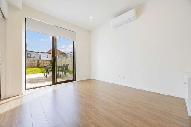 27 Coast Garden Drive Hobsonville_4