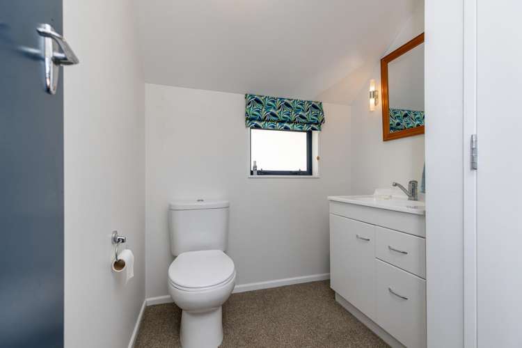 9 Marine Parade Paraparaumu Beach_18