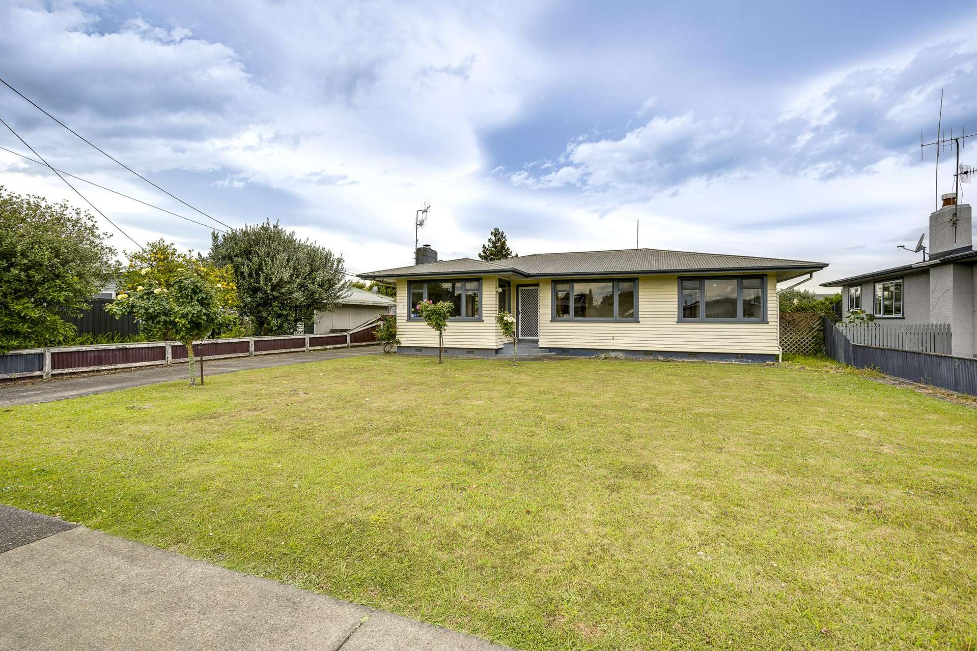 12 Trevelyan Street Onekawa_0