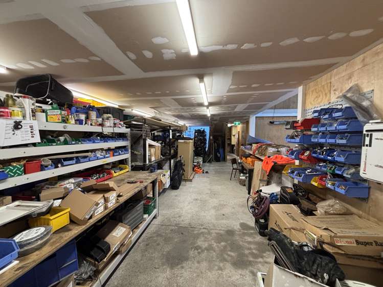 2/7 Glover Street Ngauranga_4