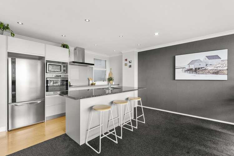 2/898 Papamoa Beach Road_5