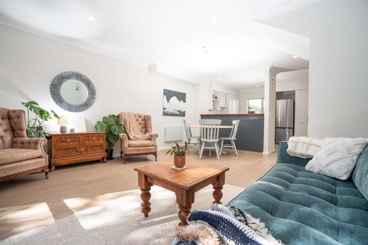 23 Percy Dyett Drive Karori_12