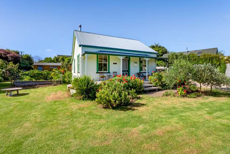 1 Mahuru Lane Okato_32