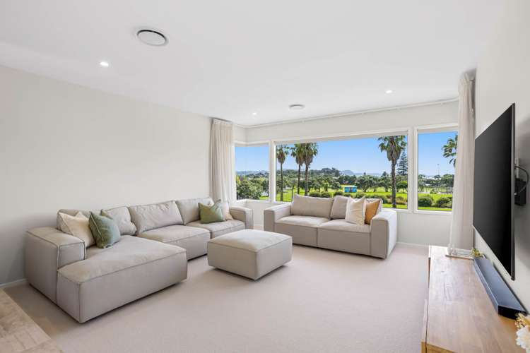 2 Esther Place Red Beach_13