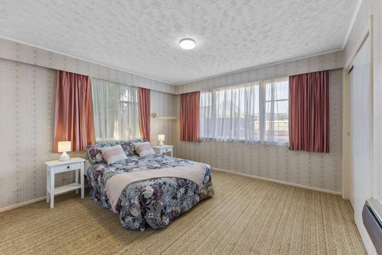 92 California Drive Totara Park_8