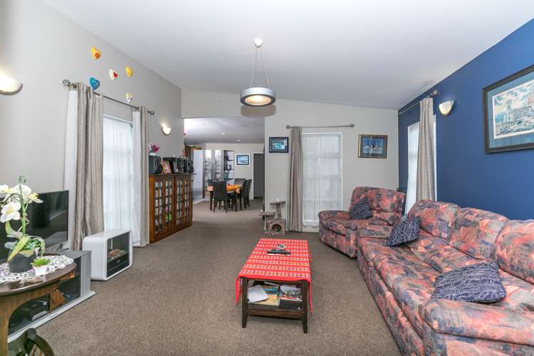 4 Kirk Close Rototuna_2