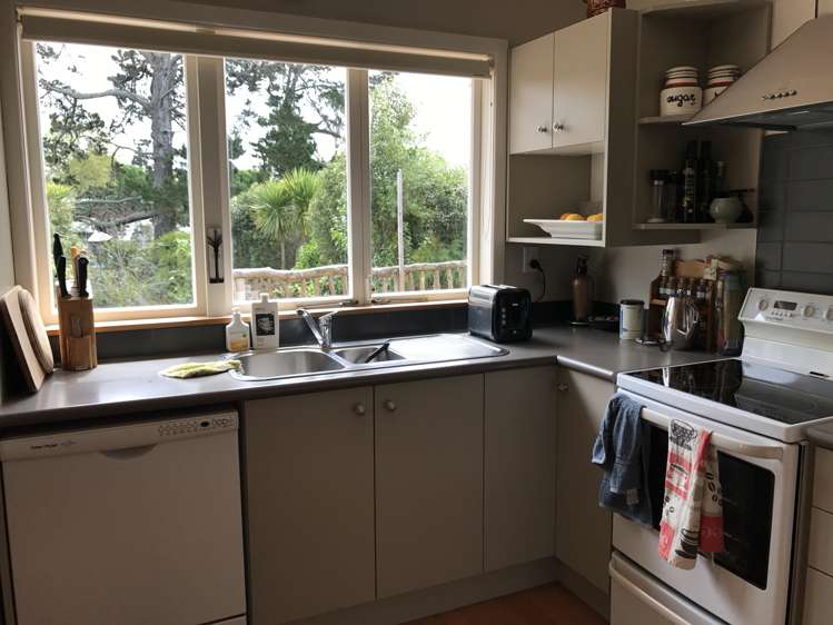 46 Fairmount Road Titirangi_6